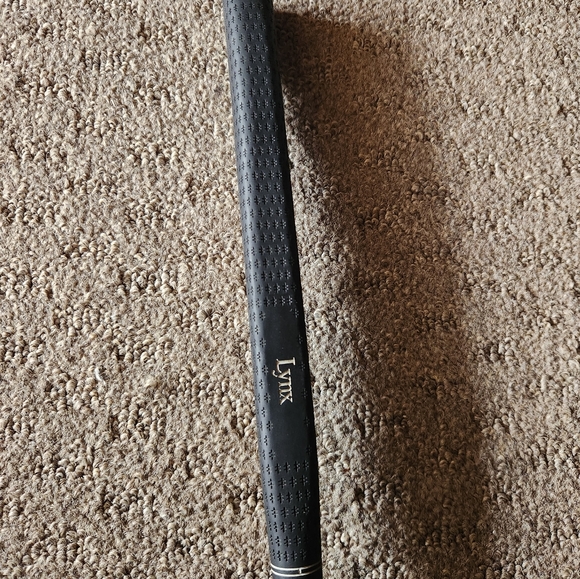 Lynx Predator Putter - Picture 4 of 5